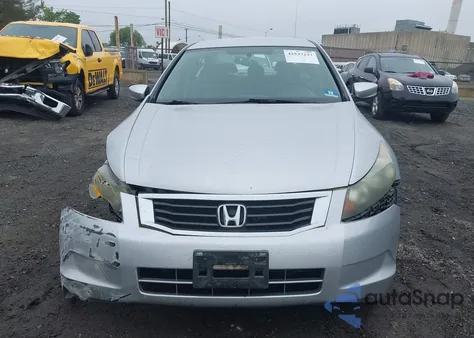 2010 Honda Accord 2.4 Lx z USA, uszkodzony, nr VIN 1HGCP2F33AA003011